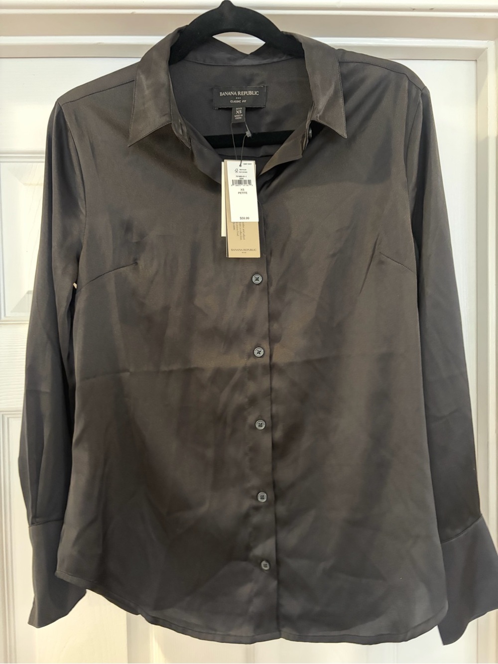 Banana Republic Women’s Charcoal Gray Button-Down Dress Shirt